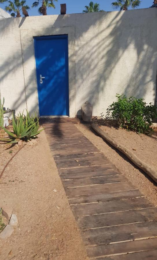 Апартаменты כרמונ'ס פטיו - Carmona'S Patio Эйлат Экстерьер фото